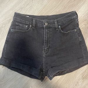 Levi’s black denim womens shorts size 29
